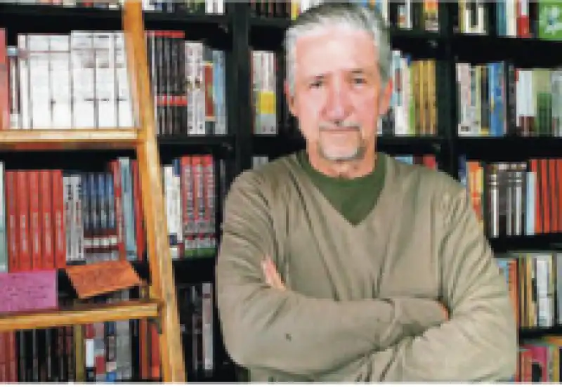 TOM HAYDEN