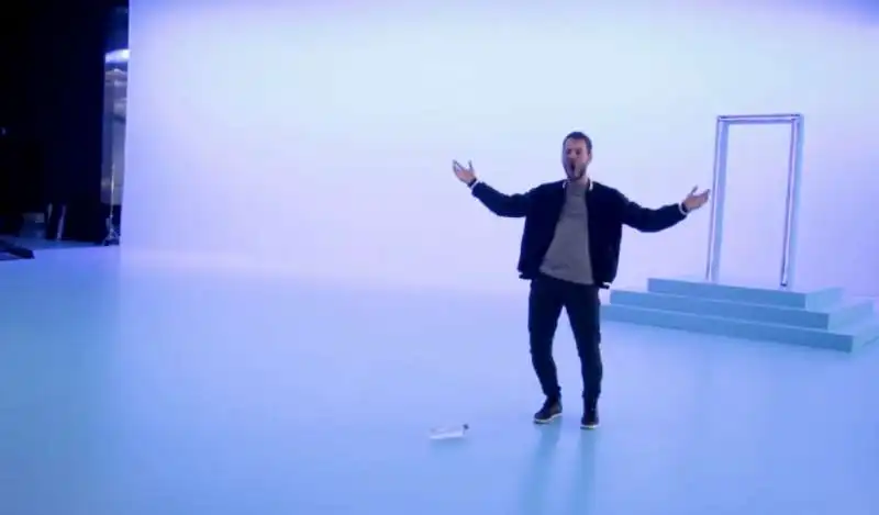 alessandro cattelan campagna enel 2017  4