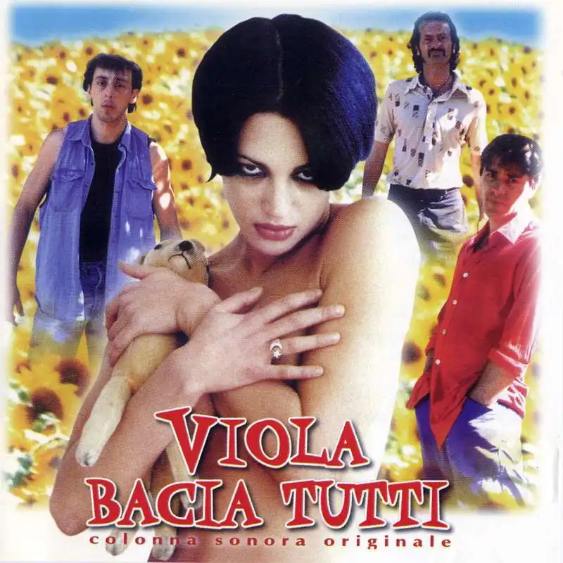 asia  argento  viola bacia tutti