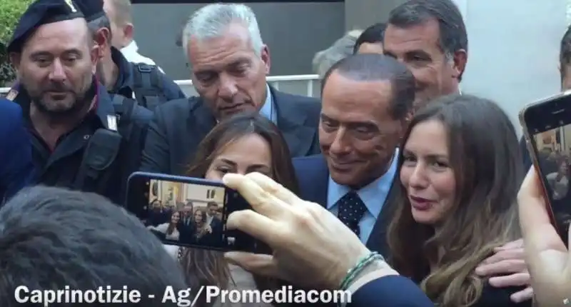 berlusconi a capri dai giovani imprenditori