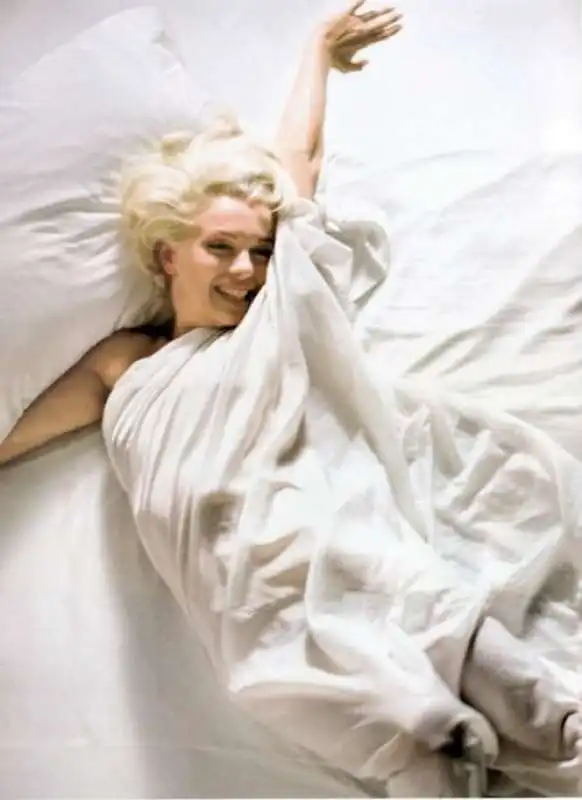 douglas kirkland   marilyn monroe        