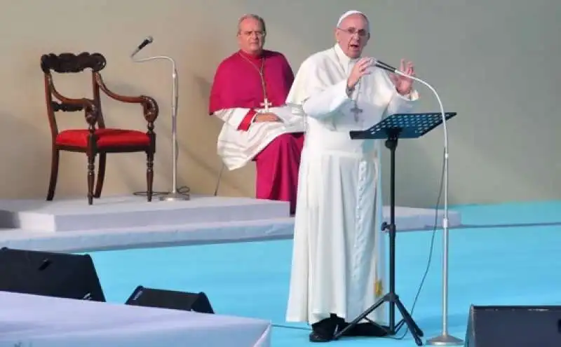 Francesco durante la sua visita in Sardegna  