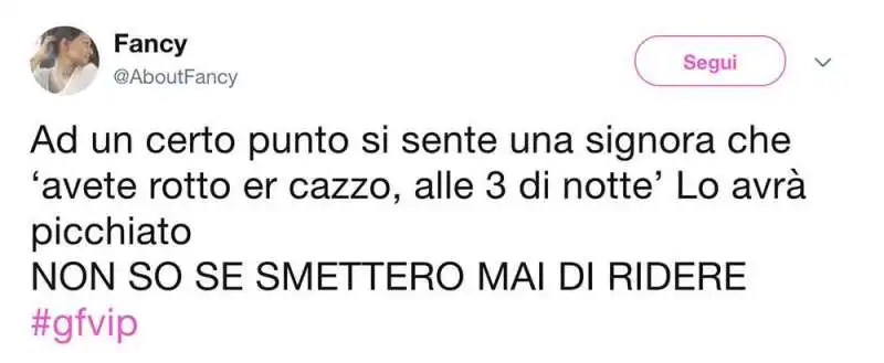 francesco monte col megafono fuori dalla casa del grande fratello