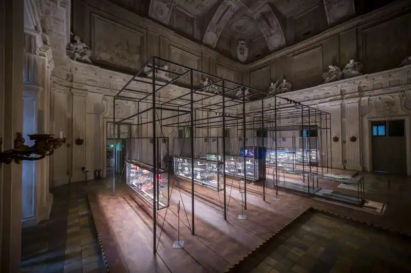 gianfranco ferre in mostra a palazzo madama torino 