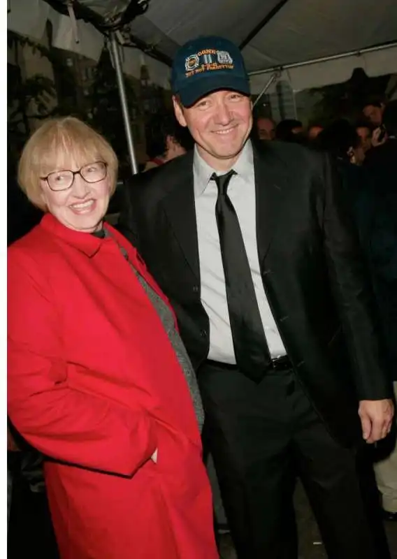 kevin spacey con la madre