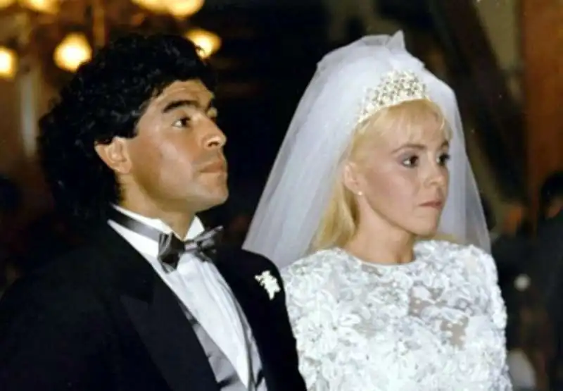 Maradona - Claudia Villafane