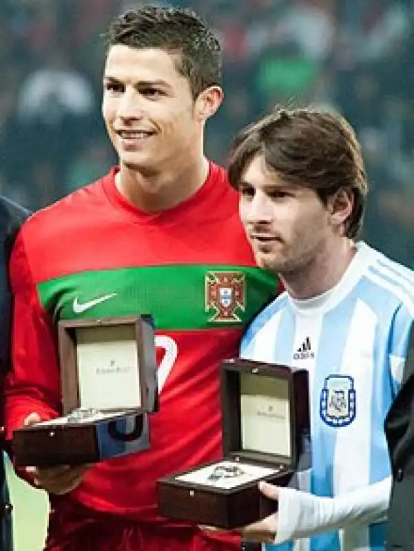 MESSI RONALDO