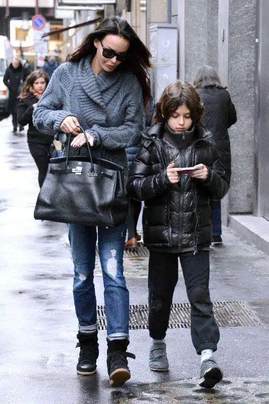 NINA MORIC CON IL FIGLIO CARLOS