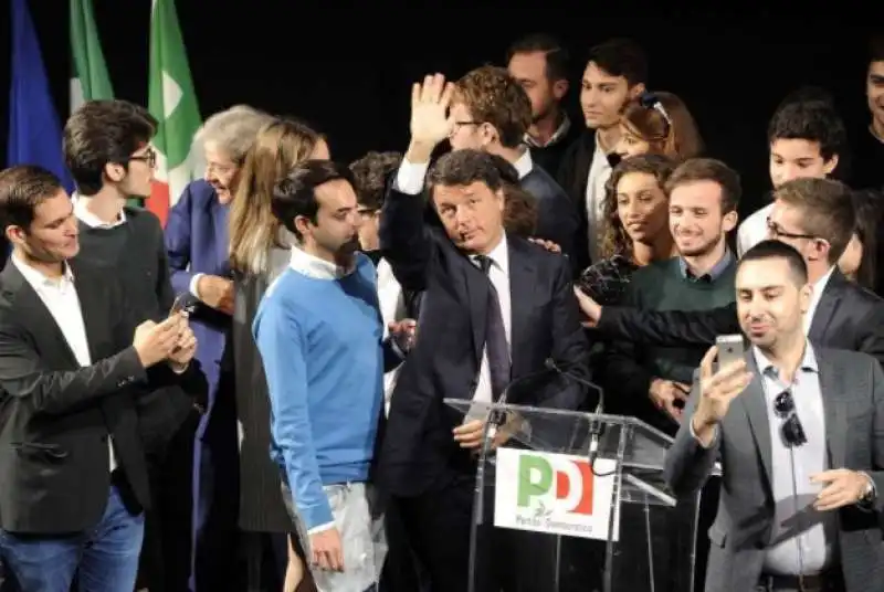 renzi alla festa per i dieci anni del pd   