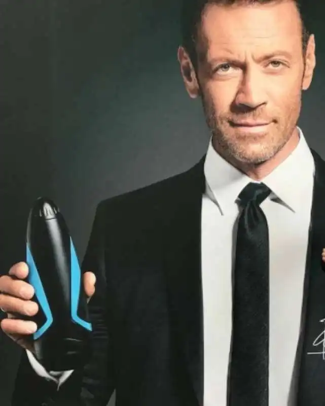 rocco siffredi satisfyer sex toy