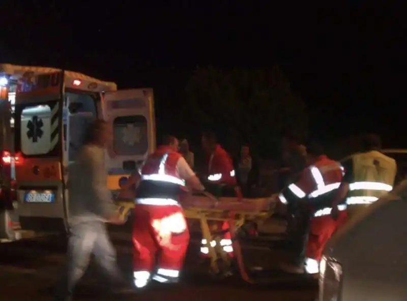 4 morti per una frana a isola capo rizzuto   crotone 2