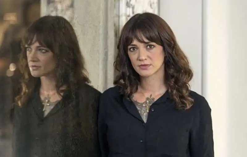 asia argento 3