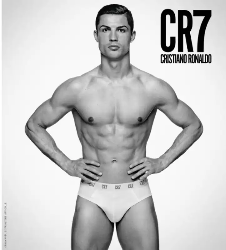 CR7