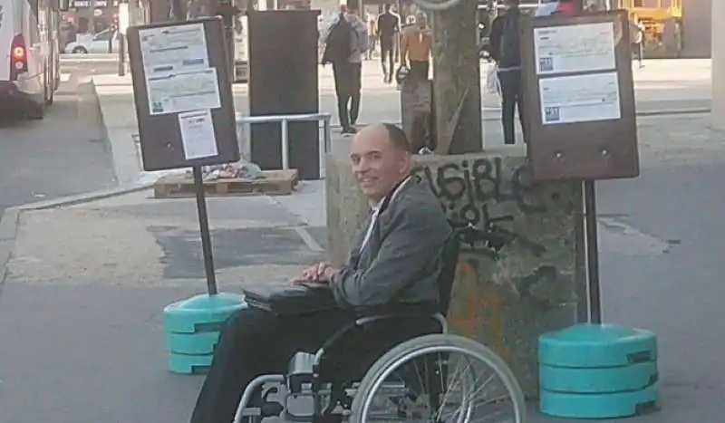 disabile a parigi 3