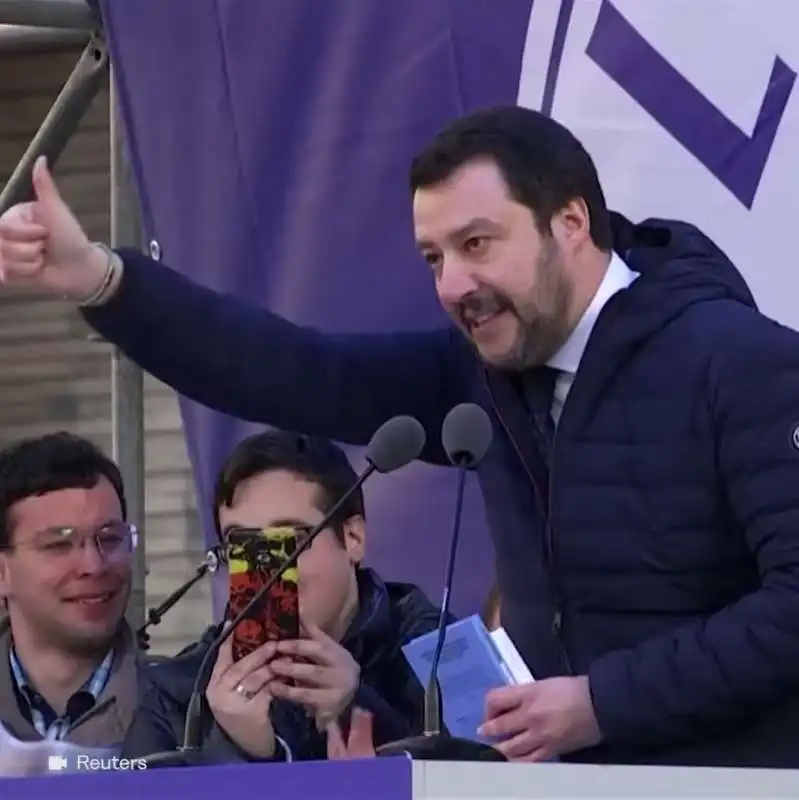 il video del governo francese contro salvini 1