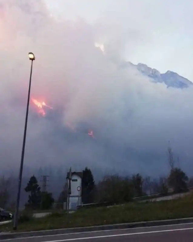 incendio in provincia di belluno  8