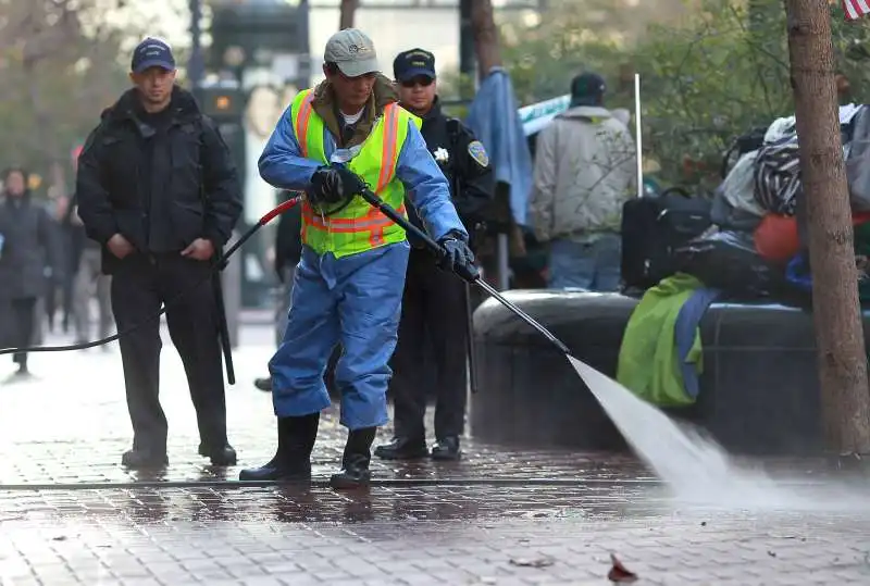 LA POOP PATROL DI SAN FRANCISCO 