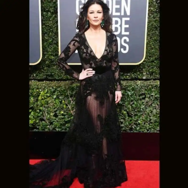 la scollatura di catherine zeta jones 