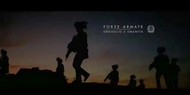 lo spot del 4 novembre sui soldati censurato da palazzo chigi 11