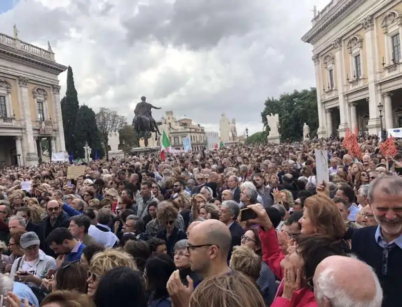 manifestazione roma dice basta 7