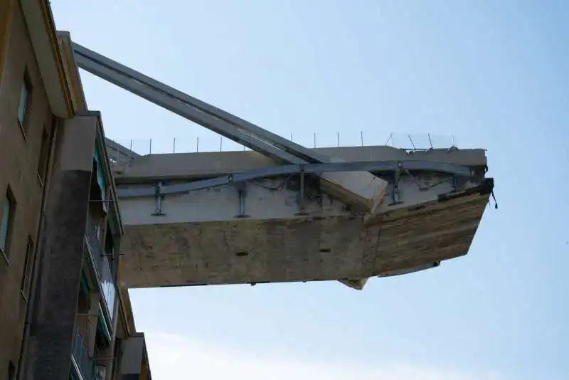 PONTE MORANDI GENOVA