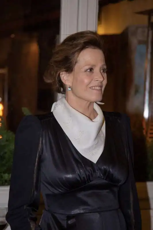 sigourney weaver 4