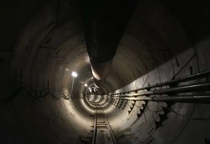 tunnel elon musk 5