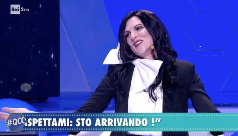  brenda lodigiani imitazione di pamela prati a qcc  5