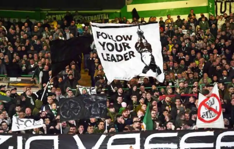 celtic lazio striscione su mussolini