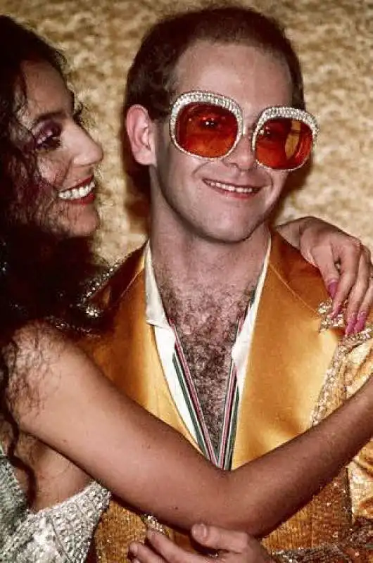 cher e elton john