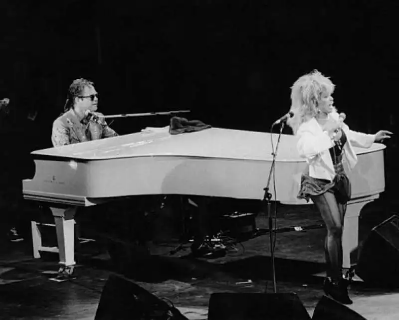 elton john e tina turner 6