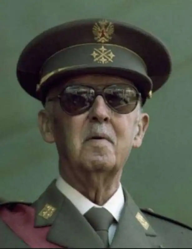 francisco franco spoglie riesumate