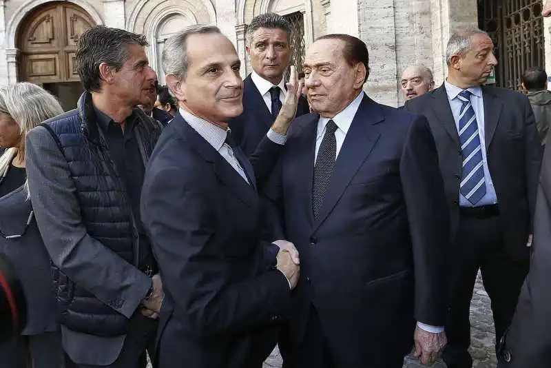 funerali di paolo bonaiuti   incontro tra silvio berlusconi e angelino alfano 6