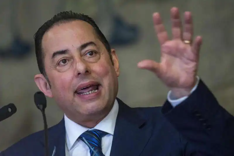 gianni pittella 5