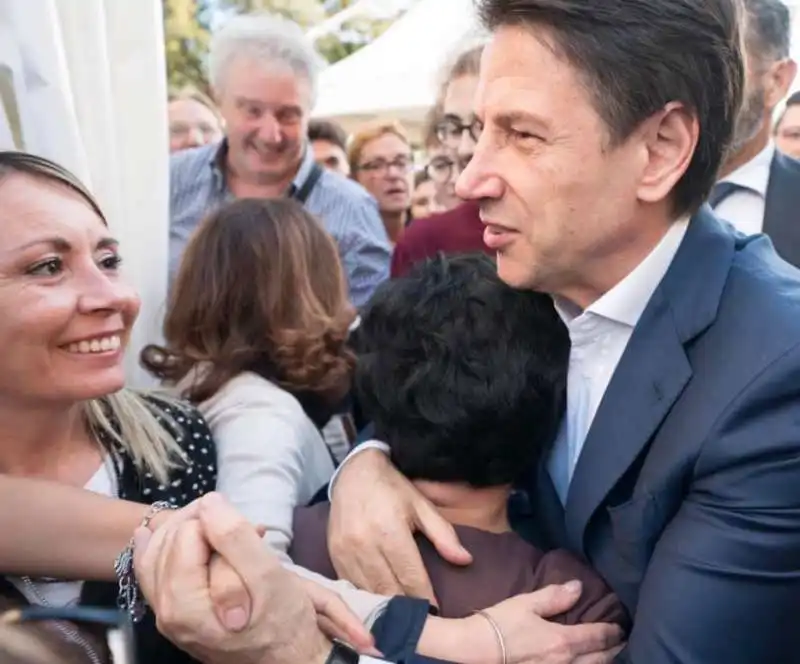 GIUSEPPE CONTE IN UMBRIA