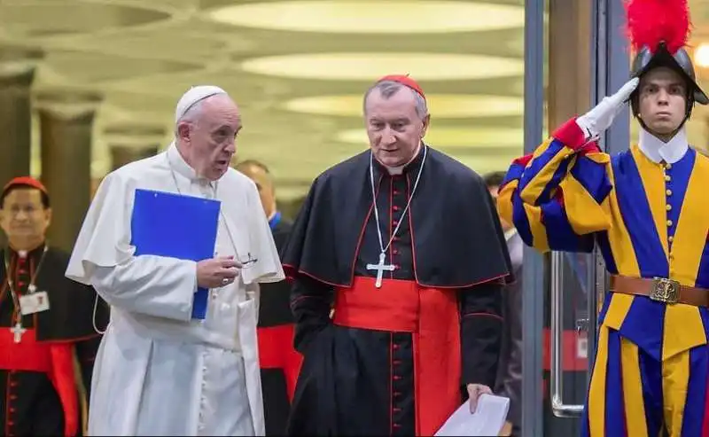 IL CARDINALE PAROLIN CON PAPA FRANCESCO