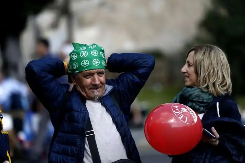 la manifestazione del centrodestra a piazza san giovanni    12