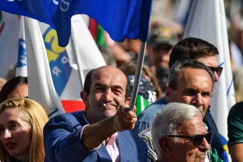 la manifestazione del centrodestra a piazza san giovanni    4