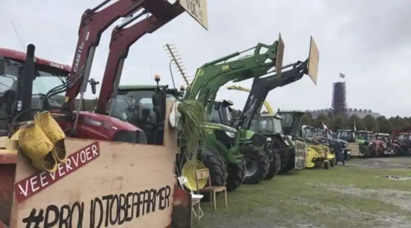 olanda   proteste di allevatori e agricoltori 6