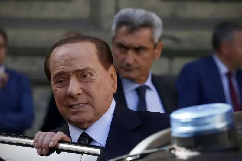 silvio berlusconi ai funerali di paolo bonaiuti 6