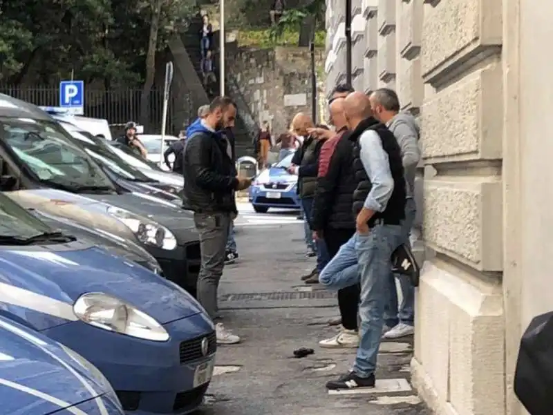 trieste, due agenti uccisi in una sparatoria 1