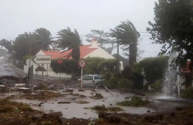 uragano lorenzo in portogallo 2