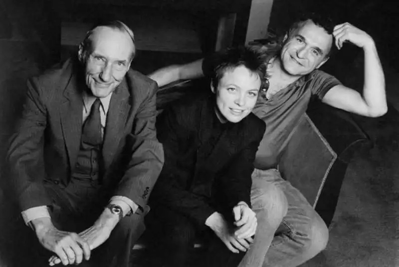 William Burroughs, Laurie Anderson e John Giorno  nel loft di Giorno a New York City nel 1980