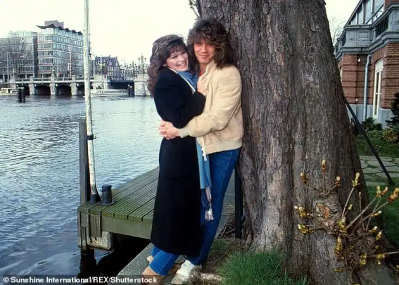 eddie van halen e valerie bertinelli 2