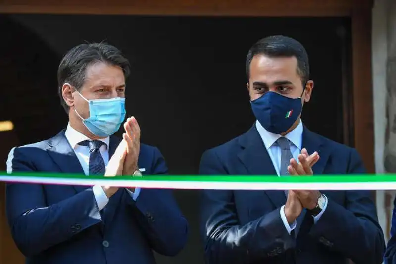 giuseppe conte e luigi di maio