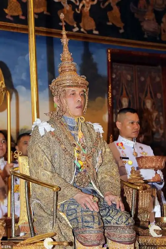 maha vajiralongkorn 3