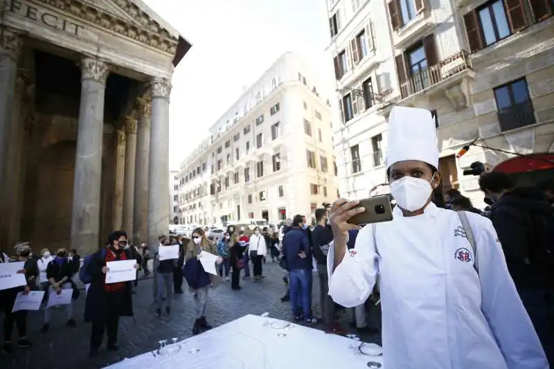 protesta dei ristoratori al pantheon 6