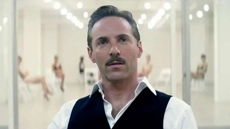 alessandro nivola 7