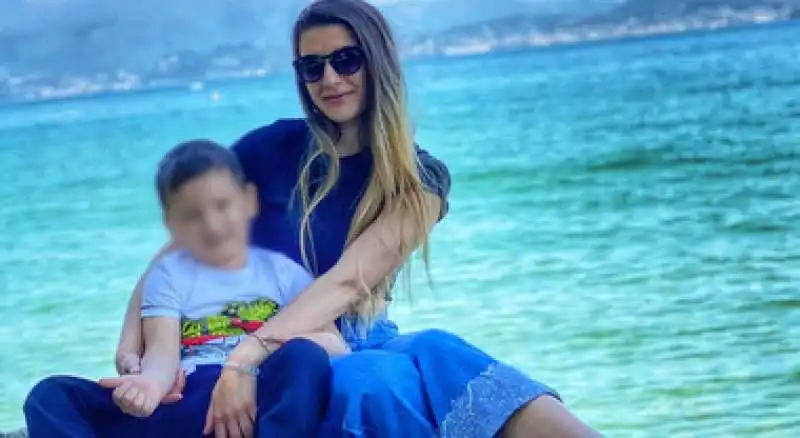 alexandra moraru e il figlio 1