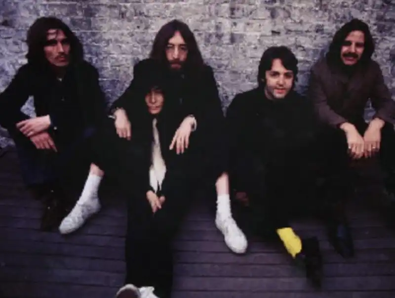 beatles e yoko ono